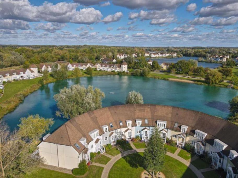 Charming Lake House Nature Retreat In Cotswold Water Park, South Cerney Near Cirencester Luaran gambar